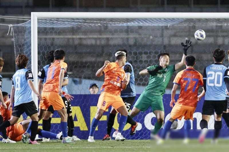 台湾足球赛场上大放异彩,豪取胜利 台湾足球赛场上大放异彩,豪取胜利